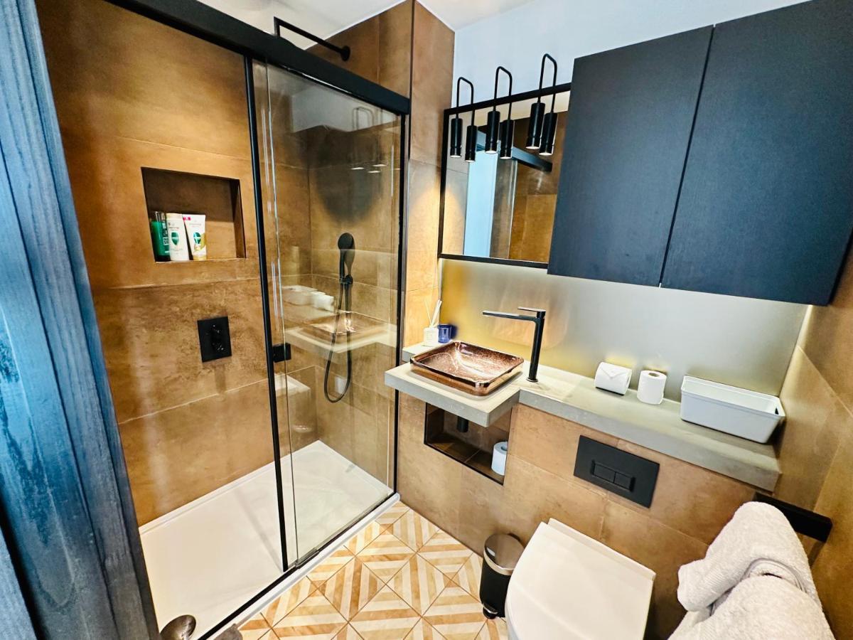 Luxury Central Flat With Stunning Views And Pool London Kültér fotó