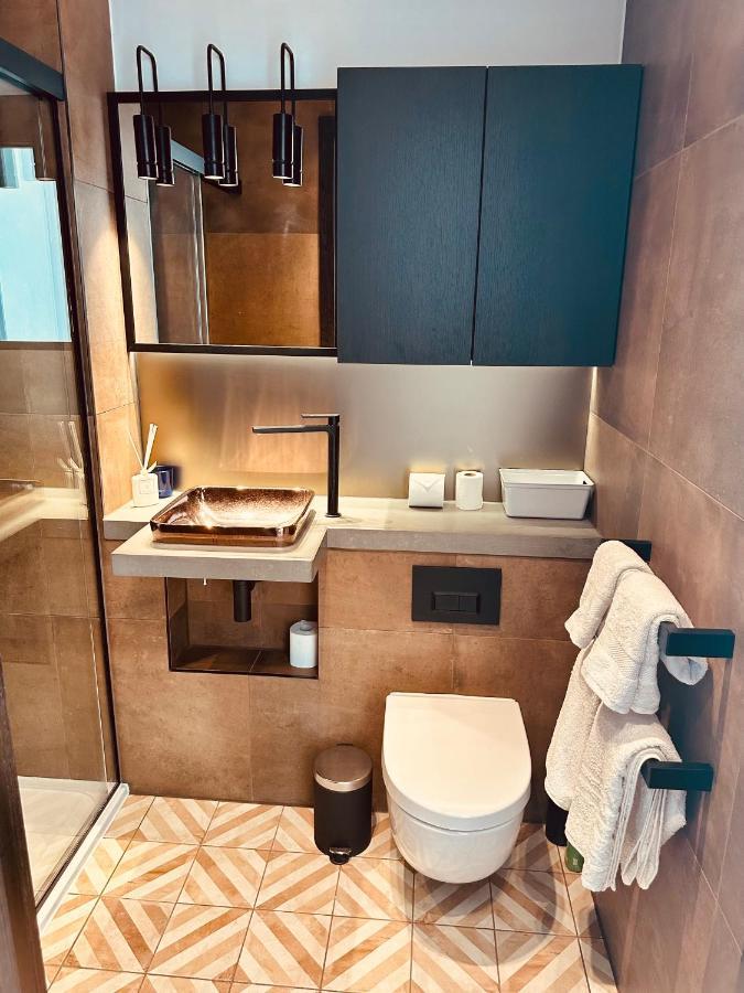 Luxury Central Flat With Stunning Views And Pool London Kültér fotó